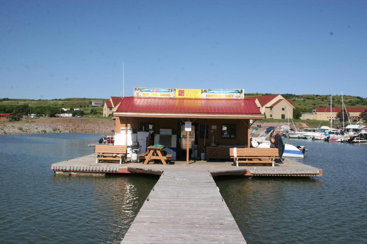 Arrowwood Resort At Cedar Shore Oacoma Buitenkant foto